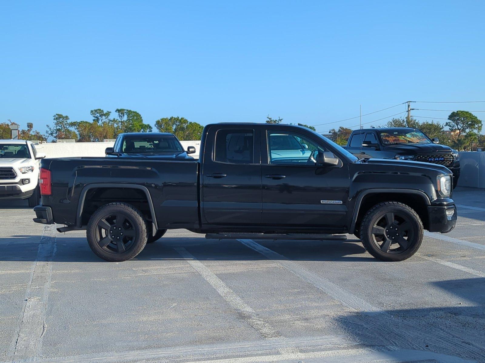 2017 GMC Sierra 1500 Vehicle Photo in Ft. Myers, FL 33907