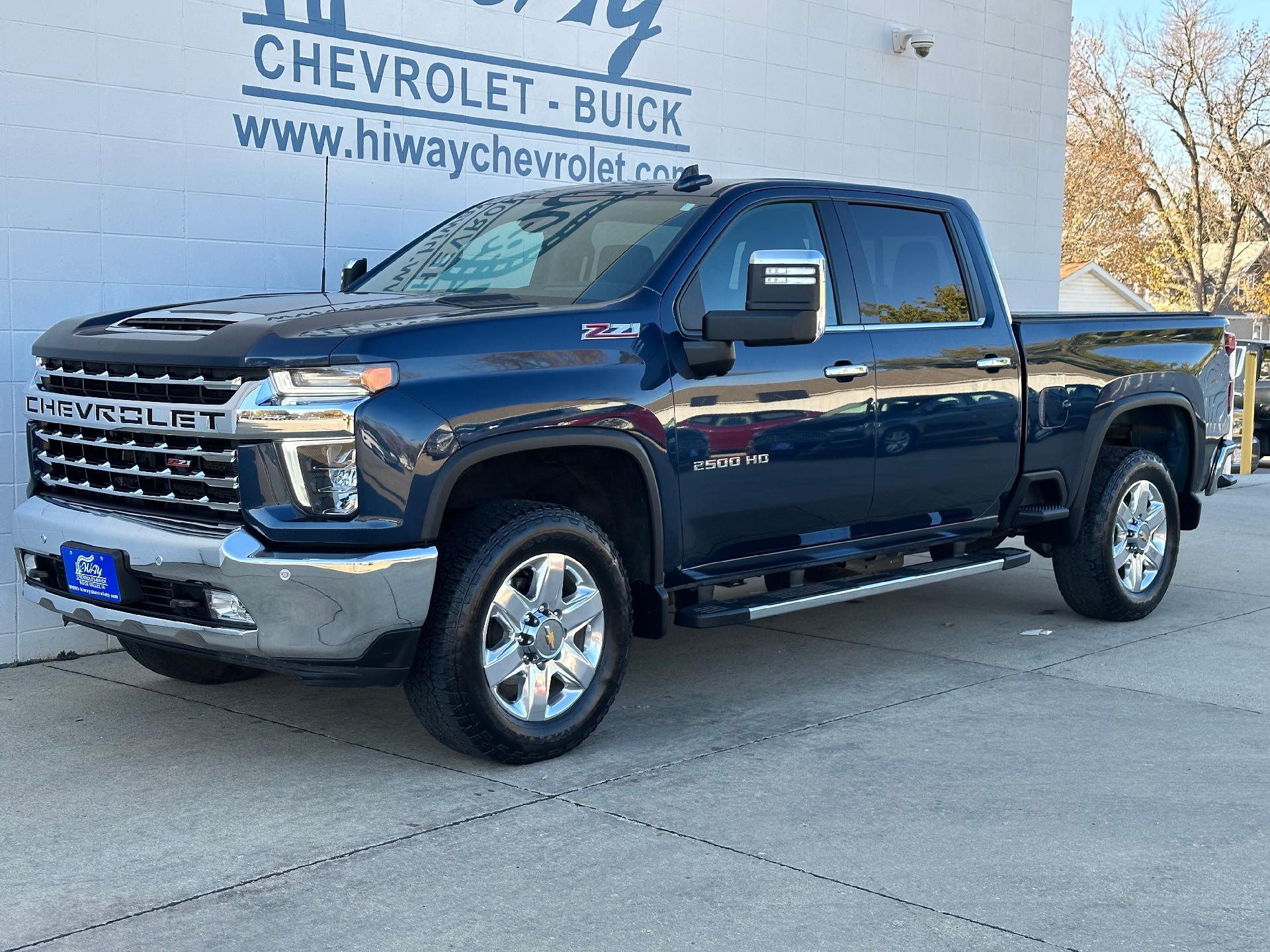 Used 2022 Chevrolet Silverado 2500HD LTZ with VIN 1GC4YPE72NF273681 for sale in Rock Valley, IA