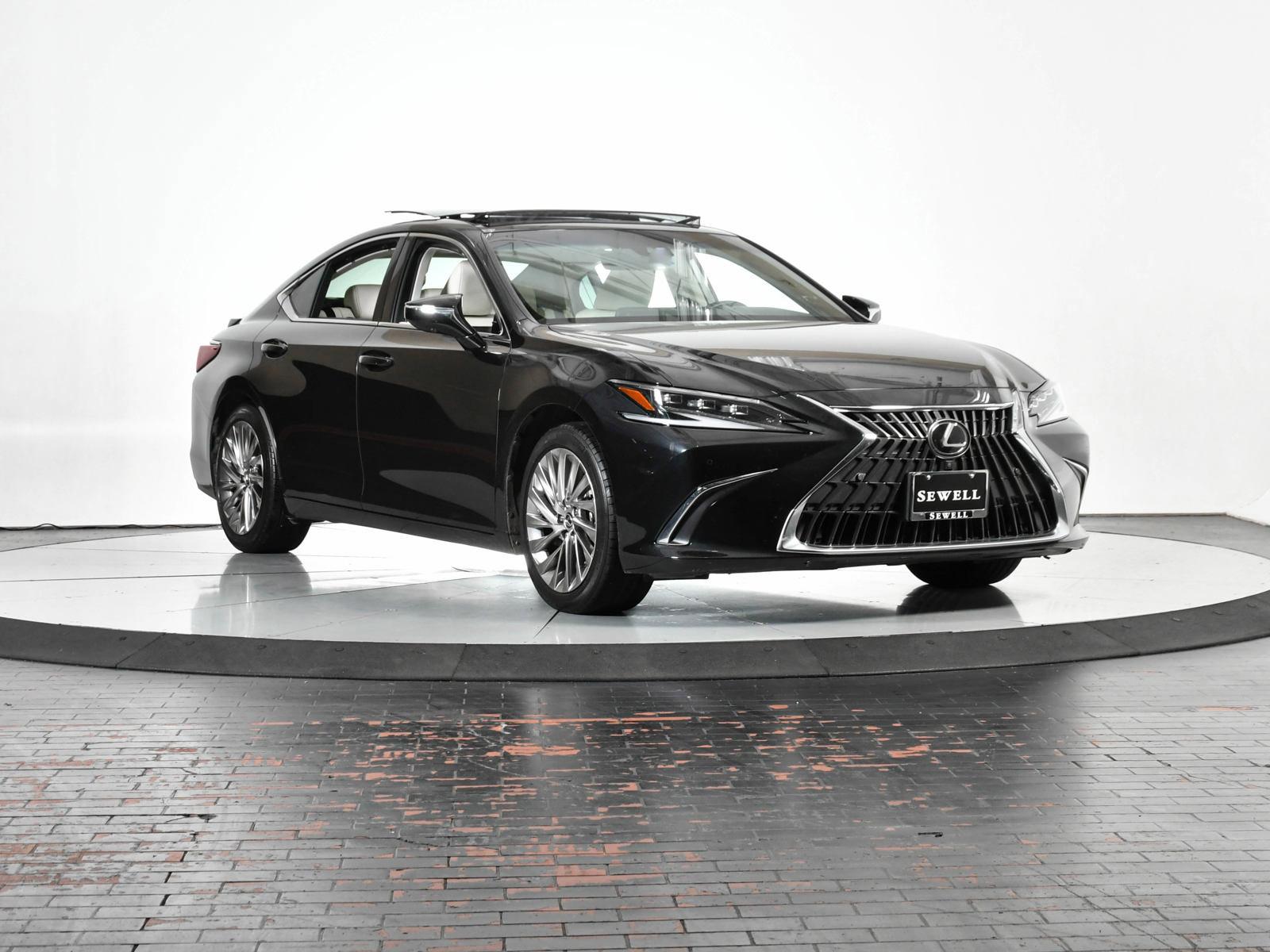 2022 Lexus ES 350 Vehicle Photo in DALLAS, TX 75235