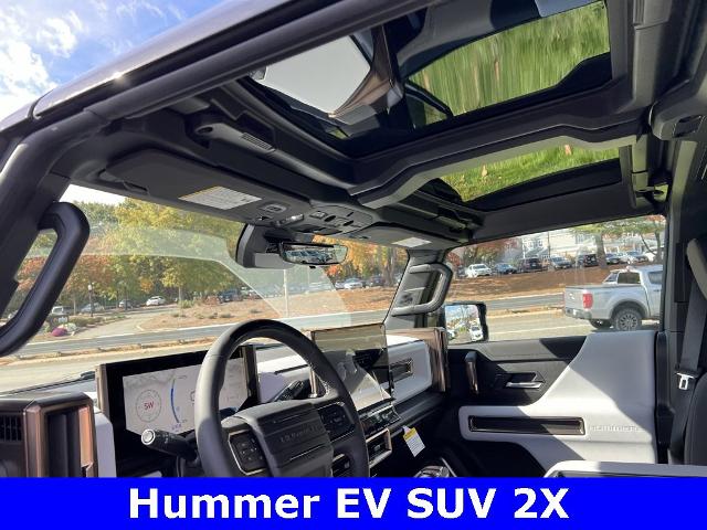 2025 GMC HUMMER EV SUV Vehicle Photo in CHICOPEE, MA 01020-5001