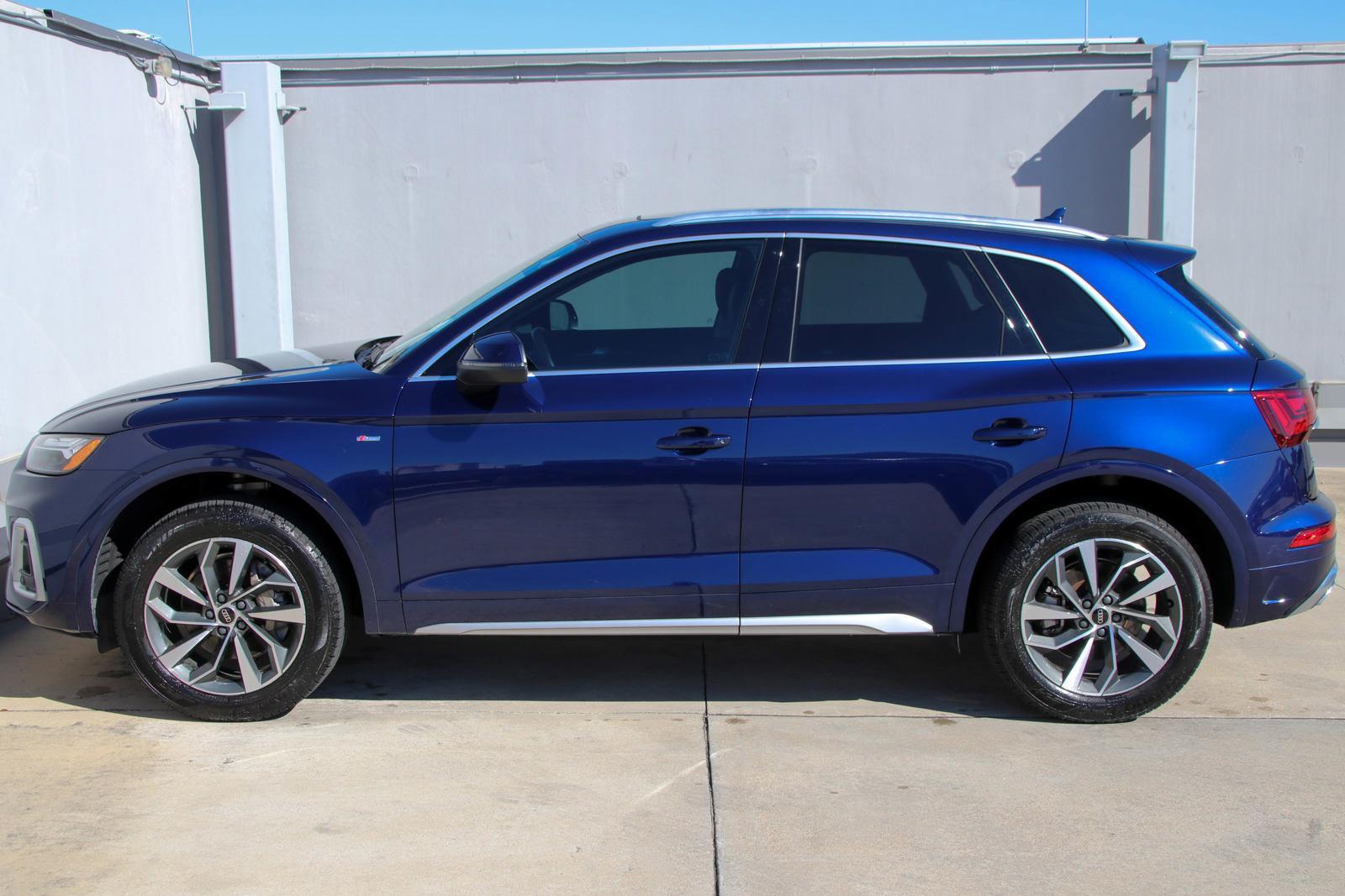 2022 Audi Q5 Vehicle Photo in SUGAR LAND, TX 77478