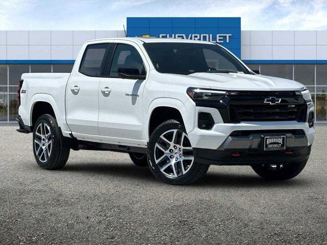 2024 Chevrolet Colorado Vehicle Photo in RIVERSIDE, CA 92504-4106