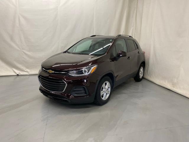 Used 2021 Chevrolet Trax LT with VIN KL7CJLSB9MB303098 for sale in Fremont, MI