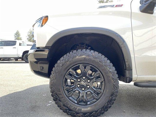 2024 Chevrolet Silverado 1500 Vehicle Photo in BEND, OR 97701-5133