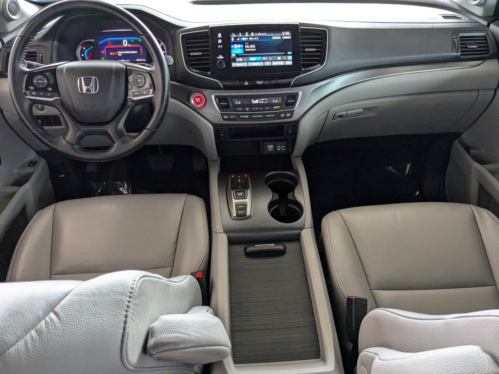 2022 Honda Pilot Vehicle Photo in Miami, FL 33015