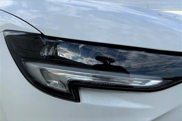 2022 Buick Envision Vehicle Photo in TOPEKA, KS 66609-0000