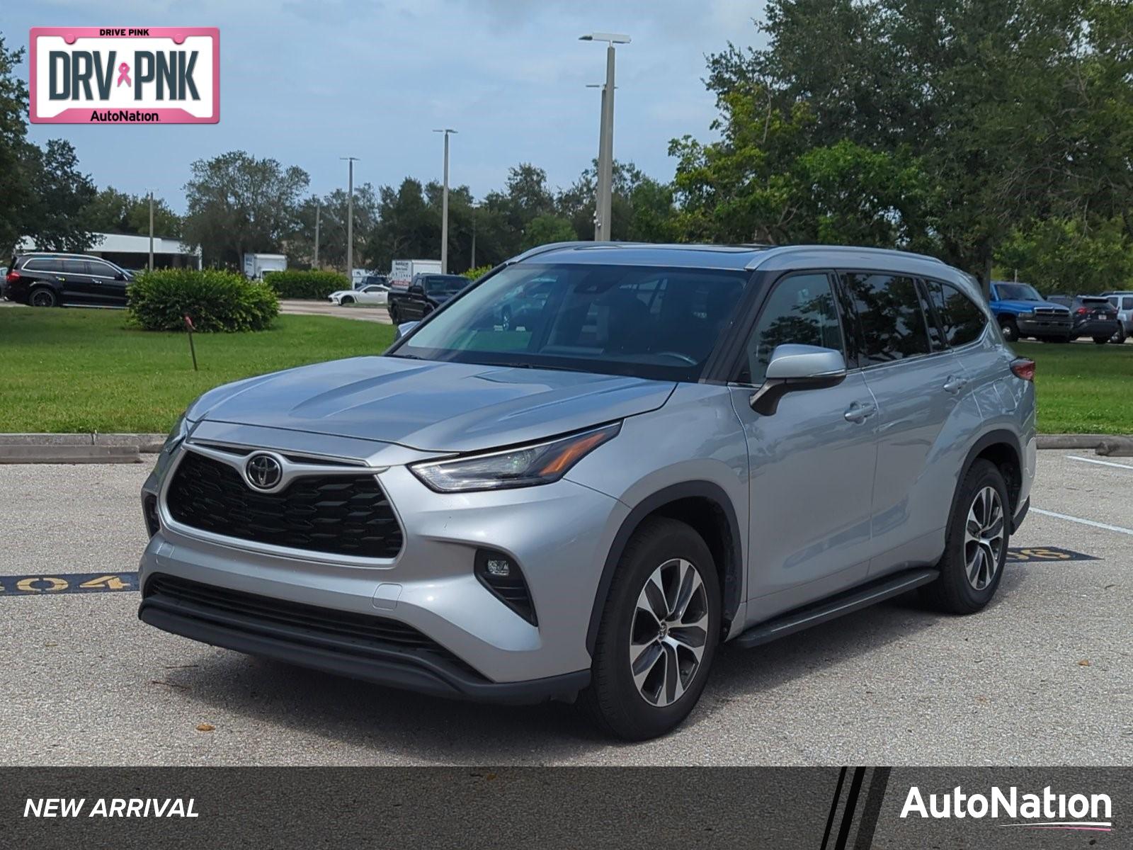 2022 Toyota Highlander Vehicle Photo in Ft. Myers, FL 33907