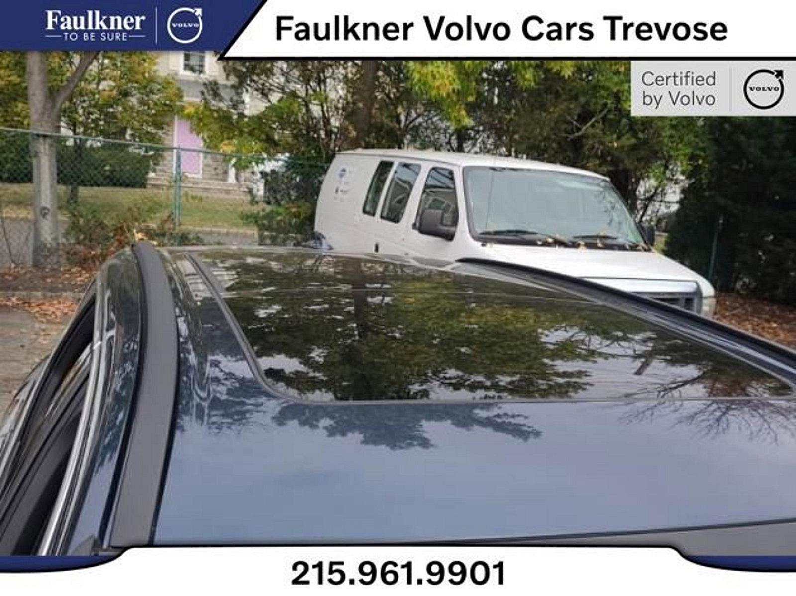 2022 Volvo XC60 Vehicle Photo in Trevose, PA 19053