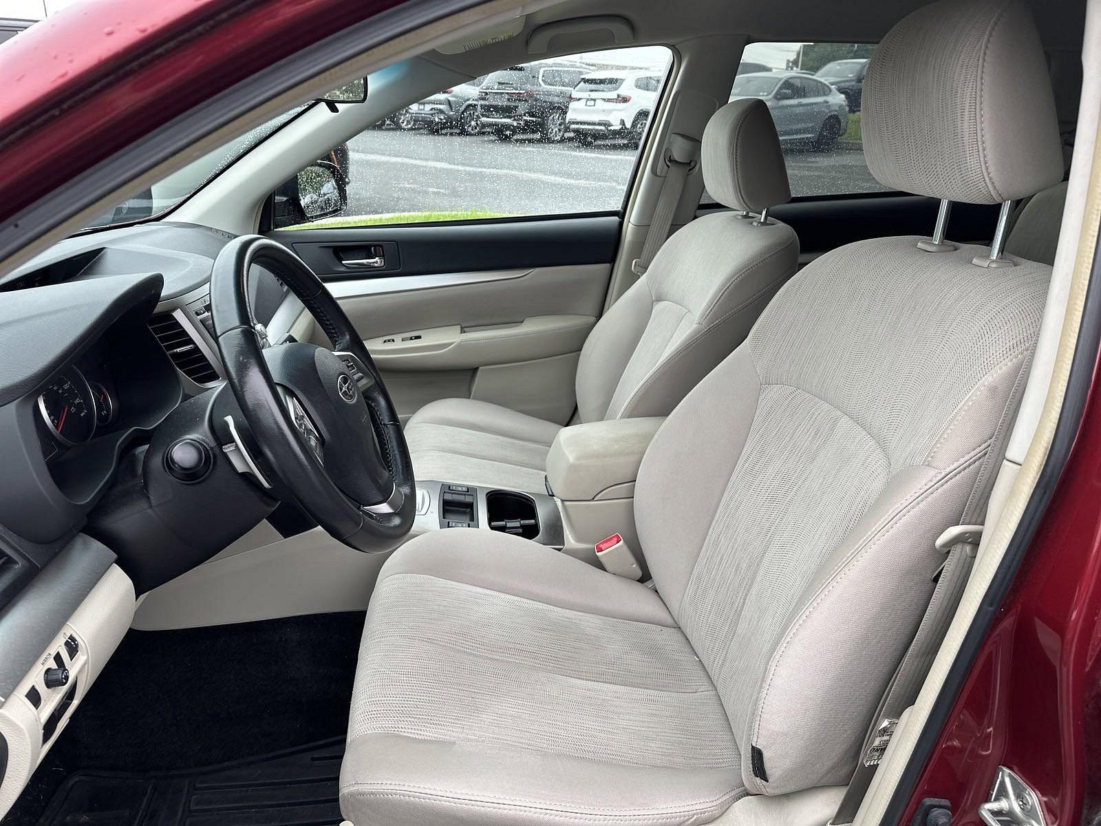 2013 Subaru Outback Vehicle Photo in Lancaster, PA 17601