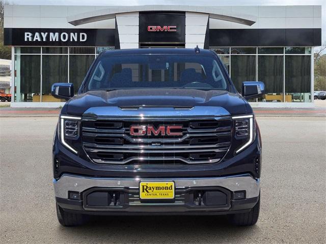 Used 2022 GMC Sierra 1500 SLT with VIN 3GTUUDED9NG642888 for sale in Center, TX