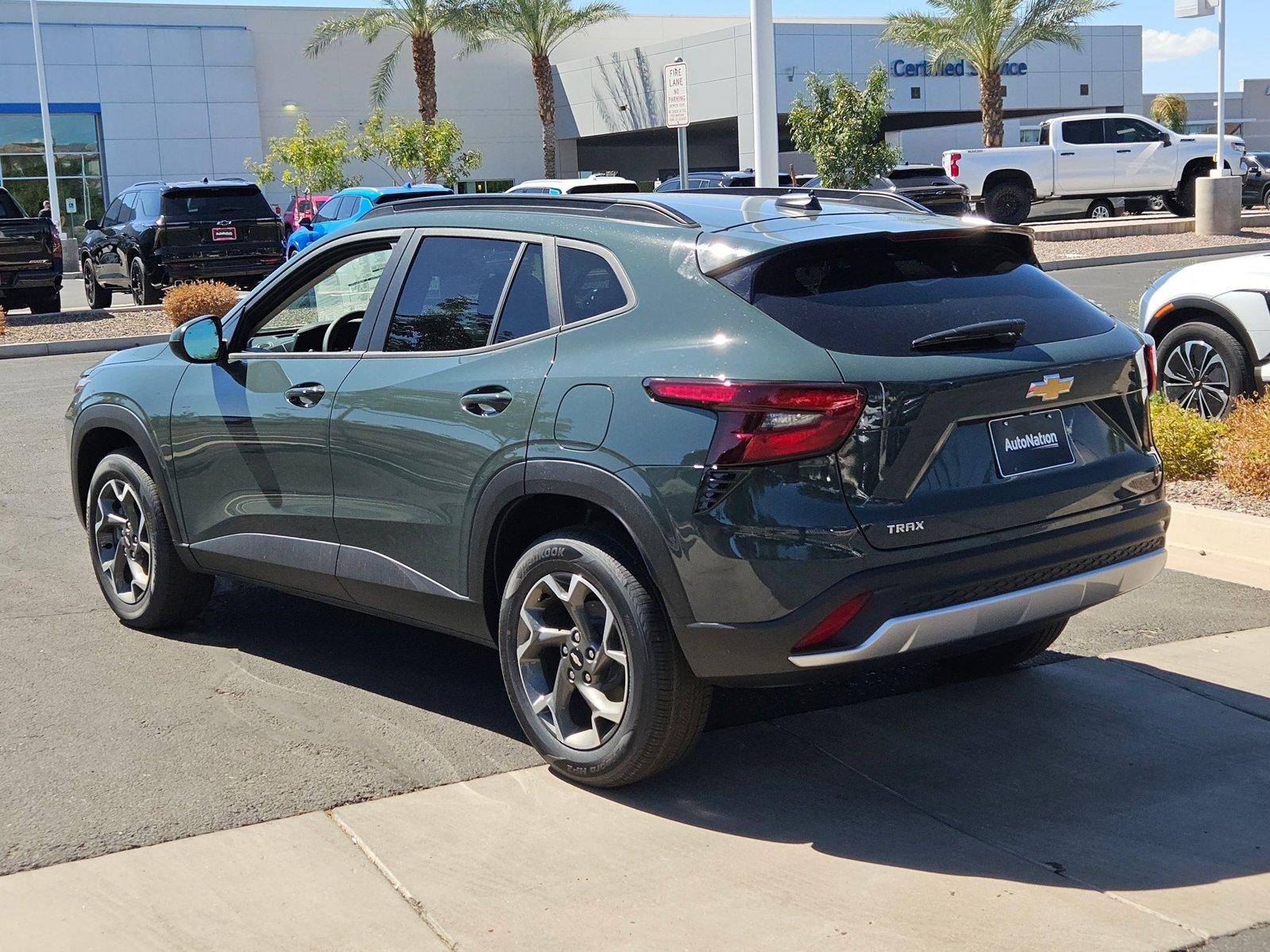 2025 Chevrolet Trax Vehicle Photo in GILBERT, AZ 85297-0446