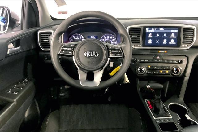 2021 Kia Sportage Vehicle Photo in Lees Summit, MO 64086