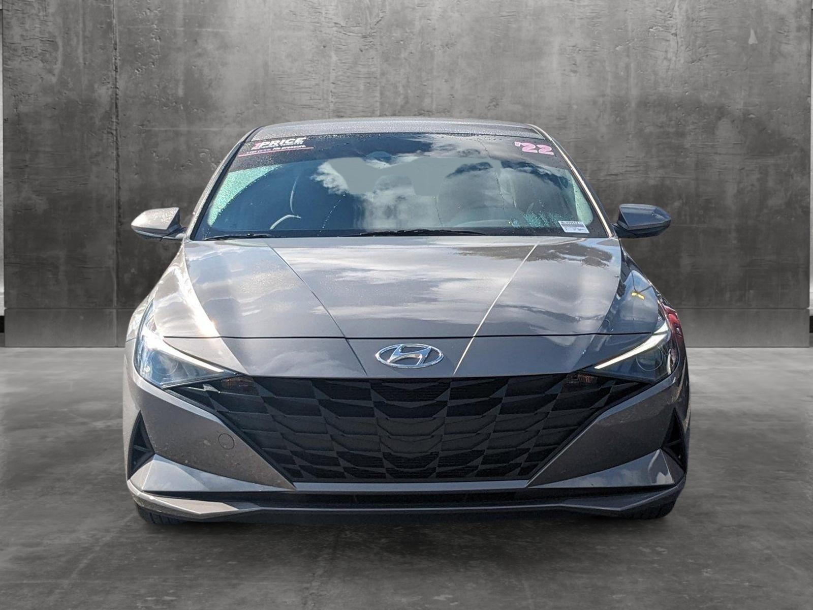 2022 Hyundai ELANTRA Vehicle Photo in Tampa, FL 33614