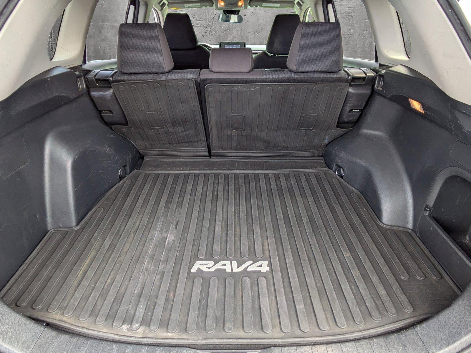 2021 Toyota RAV4 Vehicle Photo in Tampa, FL 33614