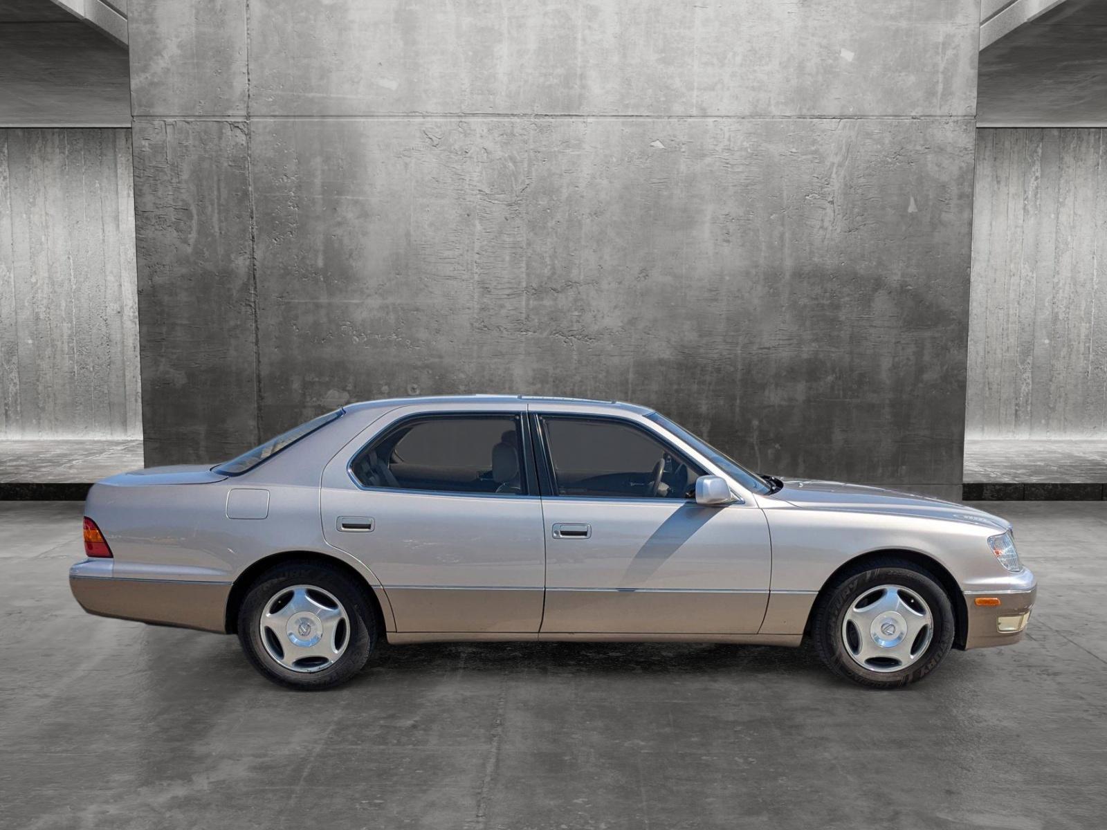 1998 Lexus LS 400 Luxury Sdn Vehicle Photo in Corpus Christi, TX 78415