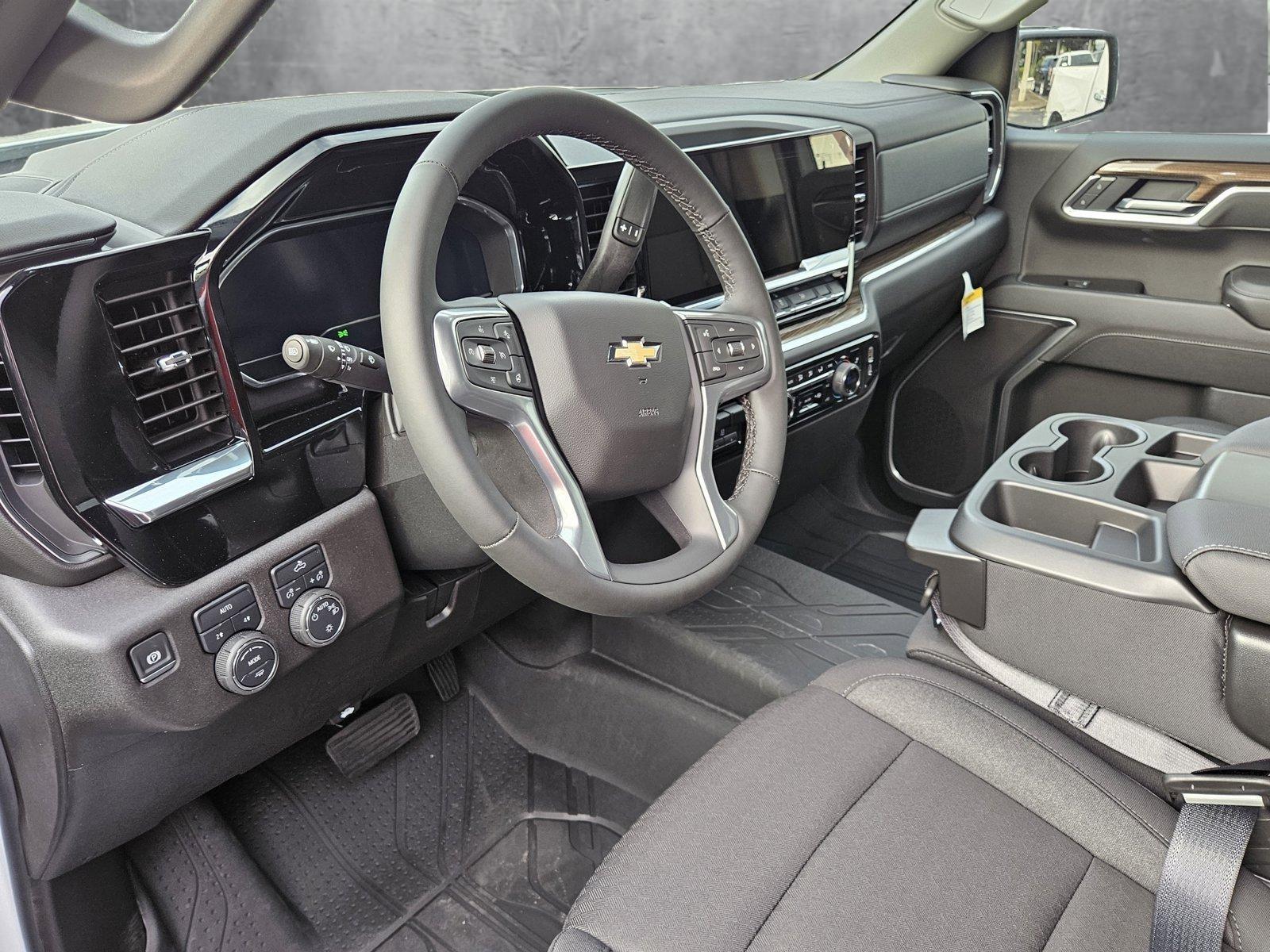 2025 Chevrolet Silverado 1500 Vehicle Photo in GREENACRES, FL 33463-3207