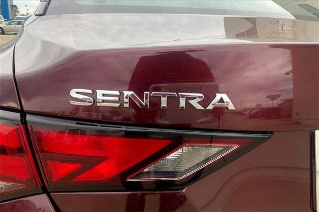 2021 Nissan Sentra Vehicle Photo in TOPEKA, KS 66609-0000