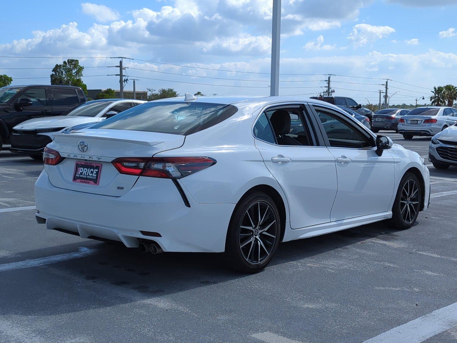 2022 Toyota Camry Vehicle Photo in Ft. Myers, FL 33907