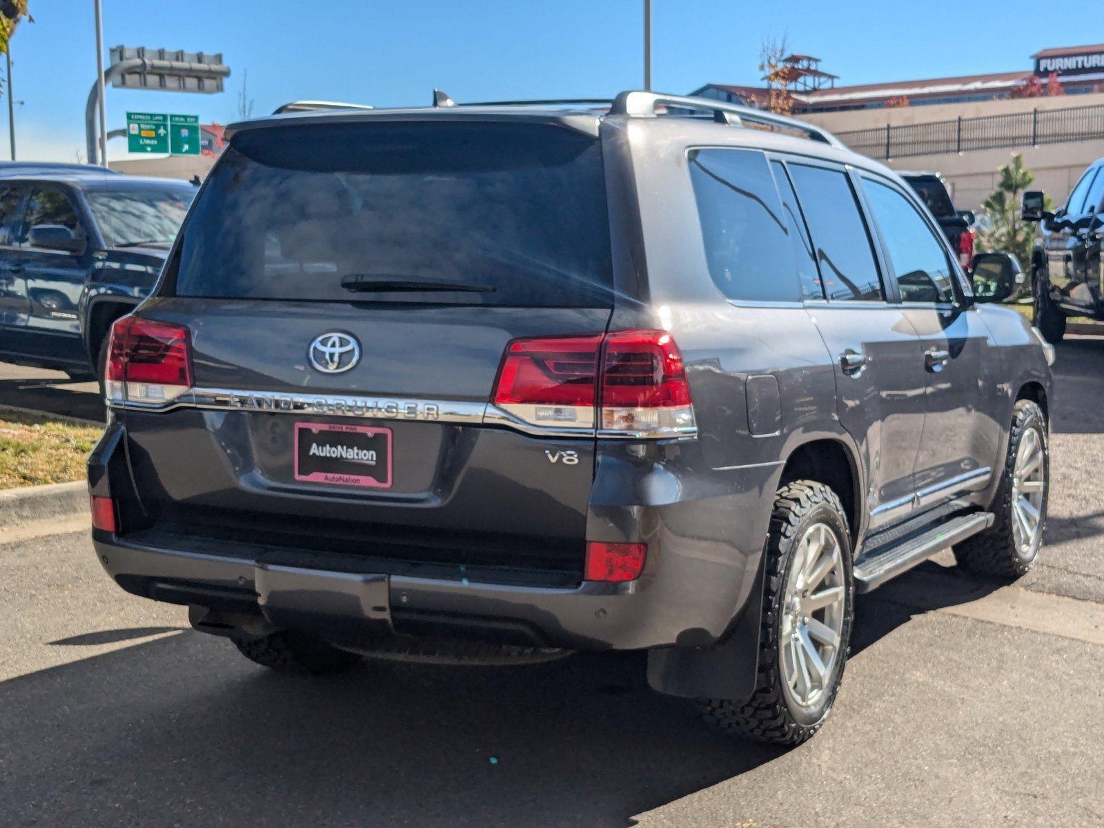 2021 Toyota LANT Vehicle Photo in LONE TREE, CO 80124-2750