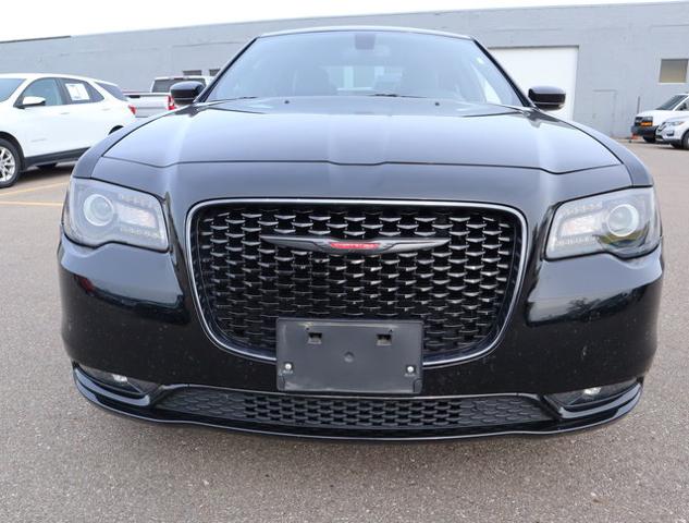 2022 Chrysler 300 Vehicle Photo in DETROIT, MI 48207-4102