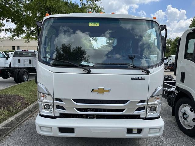 2025 Chevrolet Low Cab Forward 5500 HG Vehicle Photo in ALCOA, TN 37701-3235