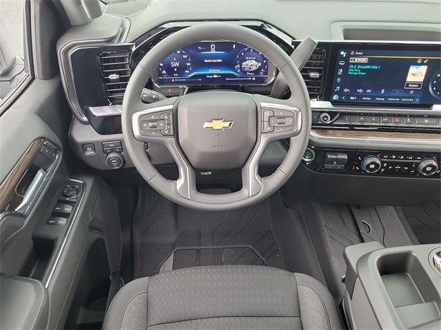 2024 Chevrolet Silverado 1500 Vehicle Photo in LEWES, DE 19958-4935