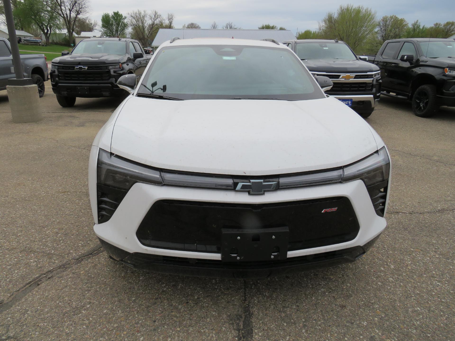 2024 Chevrolet Blazer EV Vehicle Photo in MAPLETON, IA 51034-1072