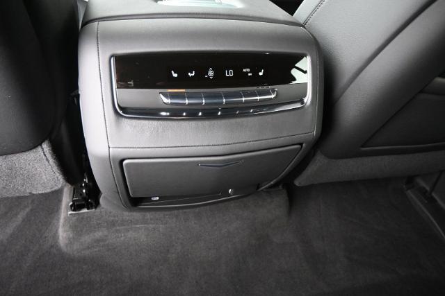 2022 Cadillac Escalade Vehicle Photo in NORWOOD, MA 02062-5222