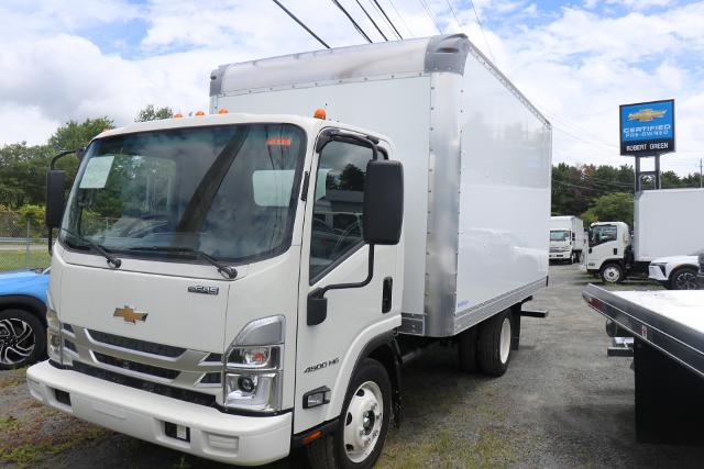 2024 Chevrolet Low Cab Forward 4500 Vehicle Photo in MONTICELLO, NY 12701-3853