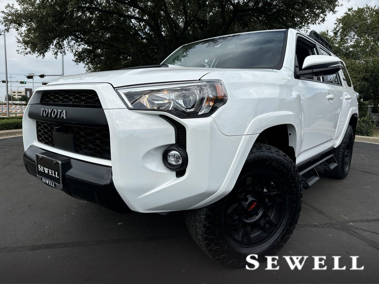 2024 Toyota 4Runner Vehicle Photo in DALLAS, TX 75209-3016