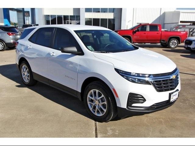 2024 Chevrolet Equinox Vehicle Photo in ROSENBERG, TX 77471-5675