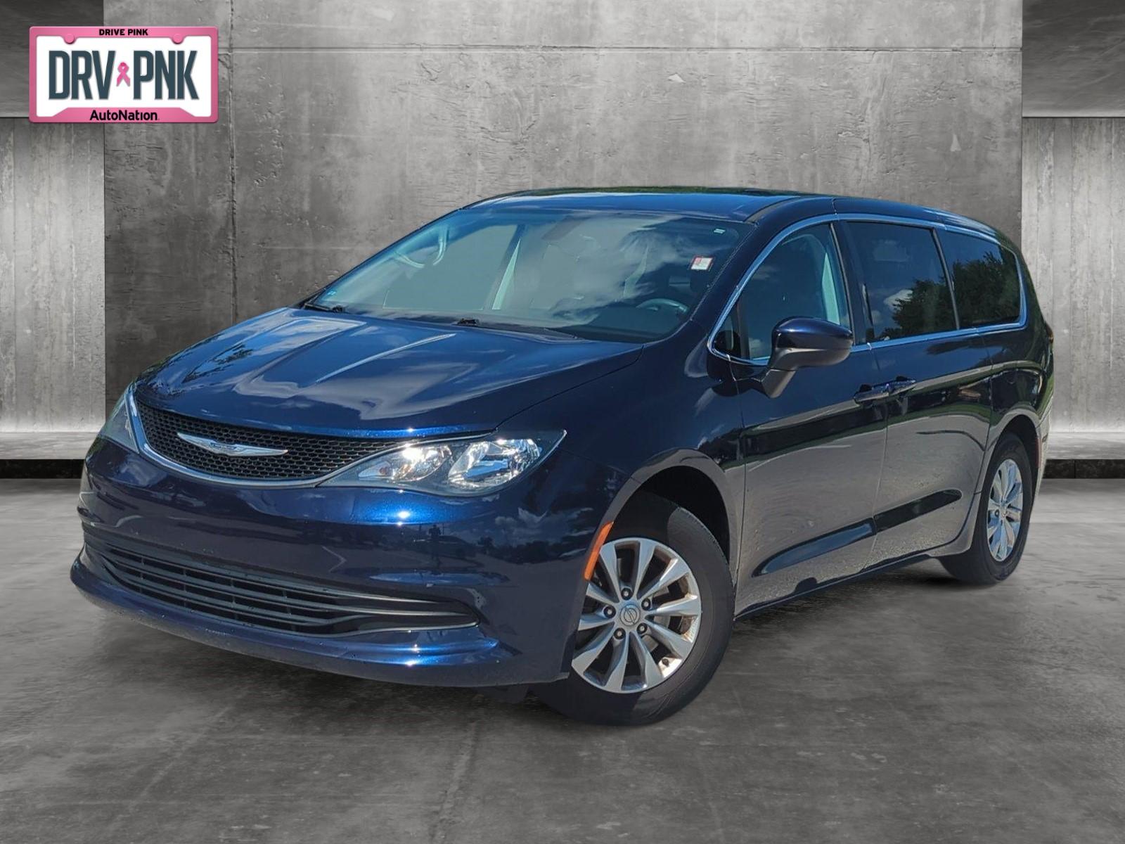 2017 Chrysler Pacifica Vehicle Photo in Ft. Myers, FL 33907