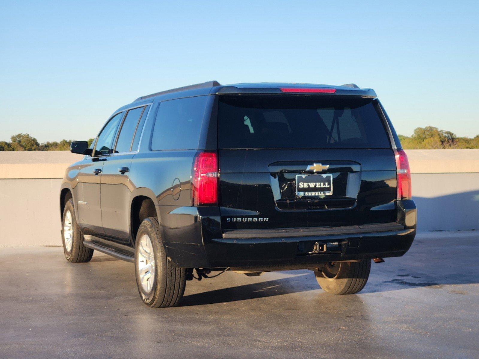 2019 Chevrolet Suburban Vehicle Photo in DALLAS, TX 75209