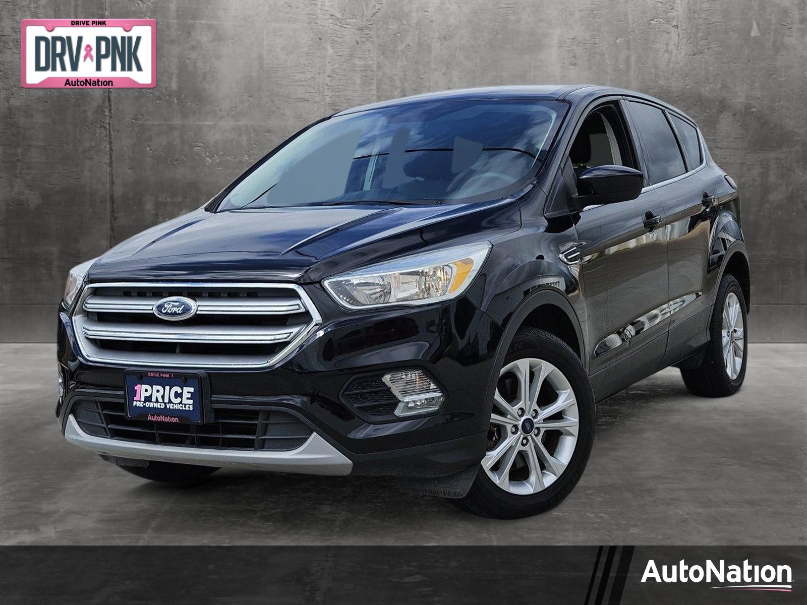 2017 Ford Escape Vehicle Photo in NORTH RICHLAND HILLS, TX 76180-7199