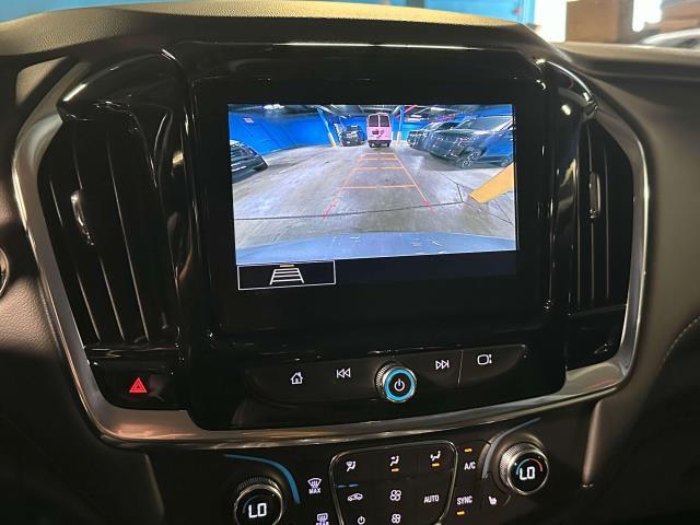 2021 Chevrolet Traverse Vehicle Photo in DOUGLASTON, NY 11362-1062