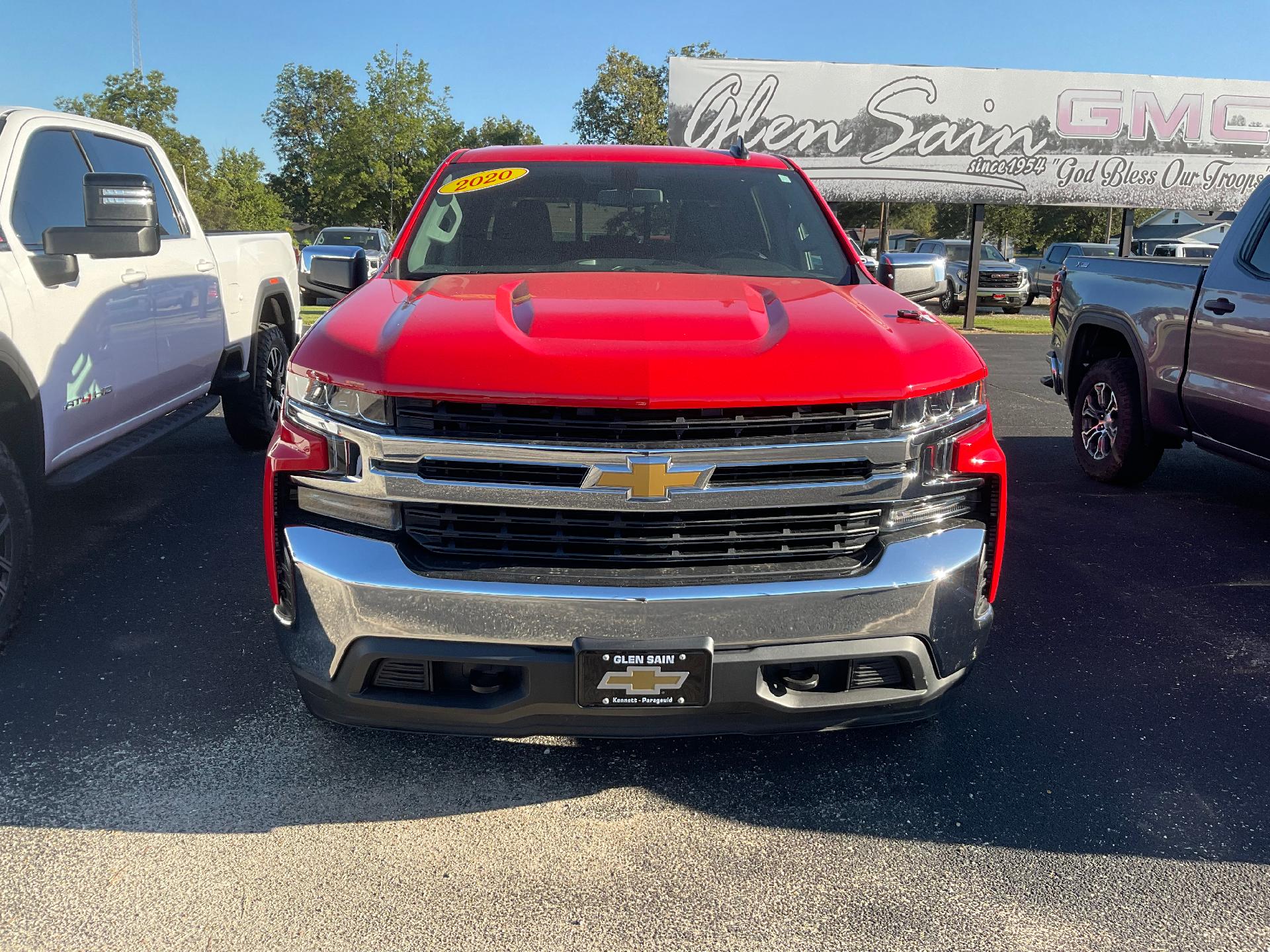 Used 2020 Chevrolet Silverado 1500 LT with VIN 3GCUYDED2LG293574 for sale in Rector, AR