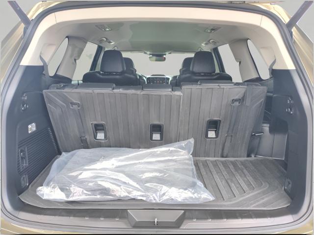 2024 Subaru Ascent Vehicle Photo in Green Bay, WI 54304