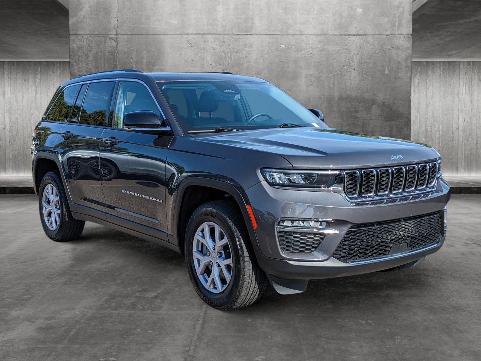 2022 Jeep Grand Cherokee Vehicle Photo in Bradenton, FL 34207