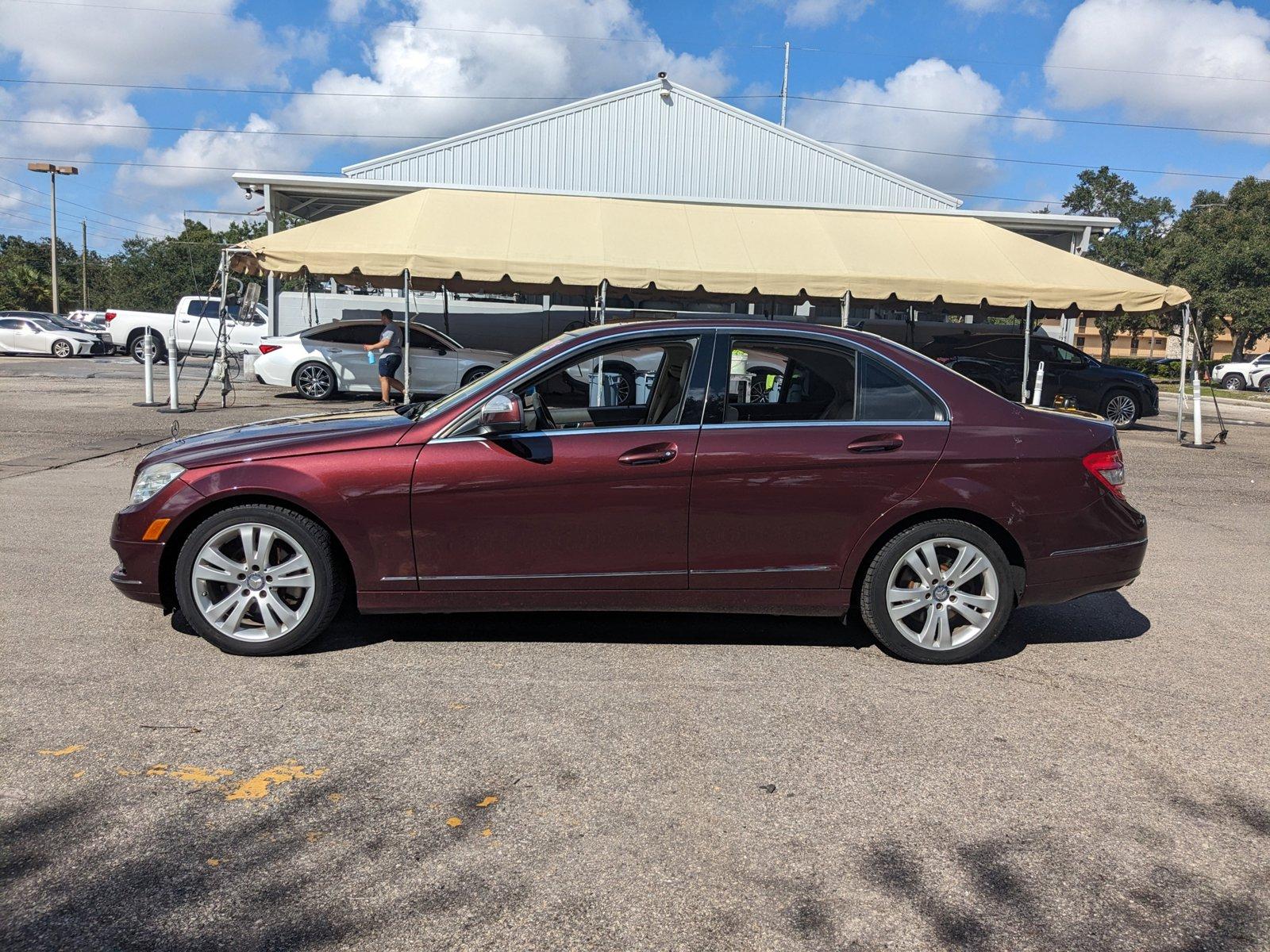 2009 Mercedes-Benz C-Class Vehicle Photo in Tampa, FL 33614