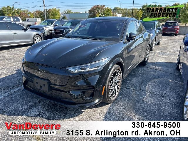 2021 Ford Mustang Mach-E Vehicle Photo in Akron, OH 44312