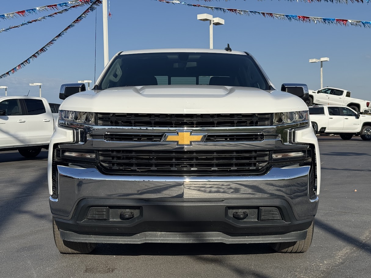 2020 Chevrolet Silverado 1500 Vehicle Photo in BOONVILLE, IN 47601-9633