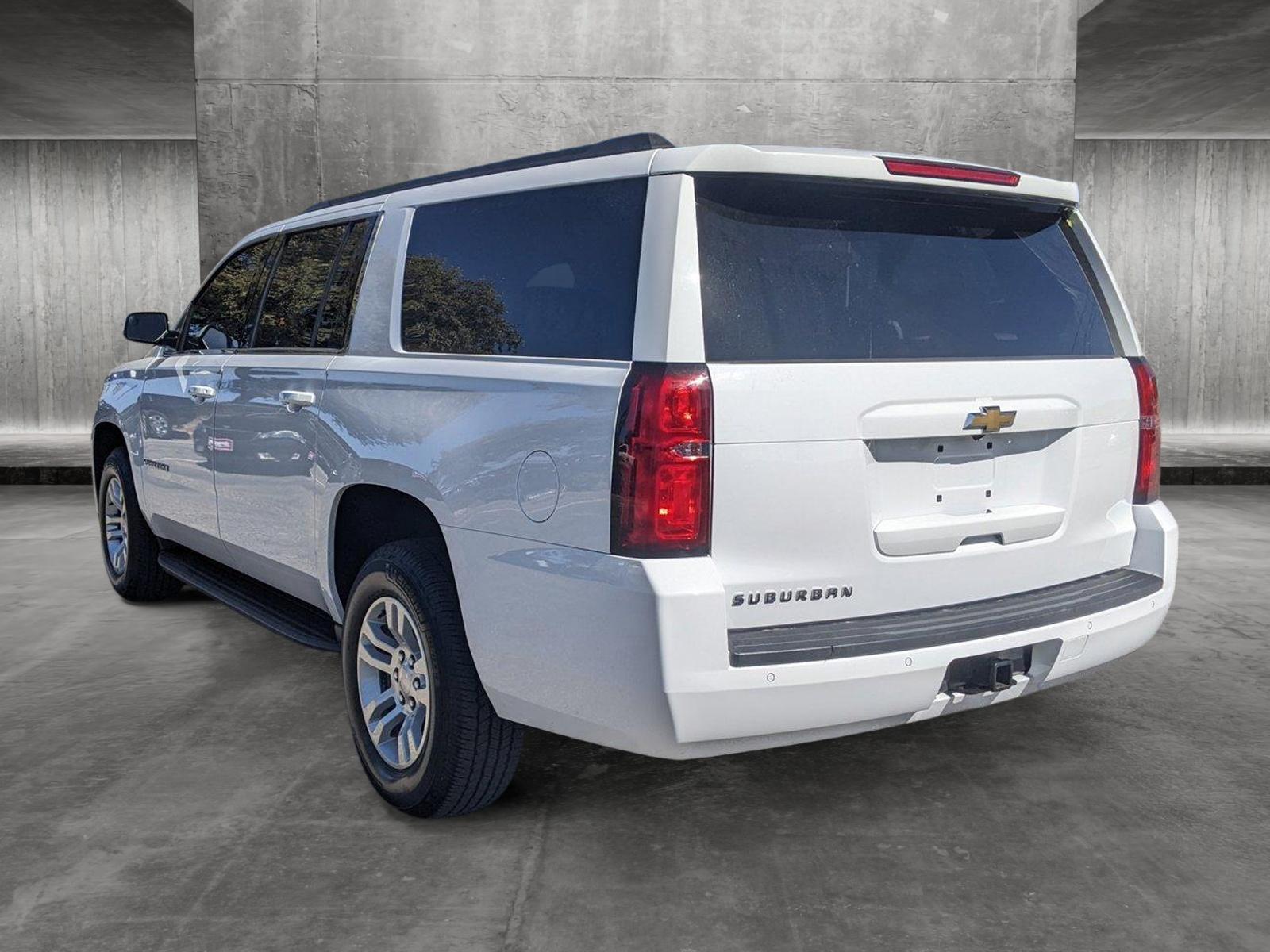 2019 Chevrolet Suburban Vehicle Photo in AUSTIN, TX 78759-4154