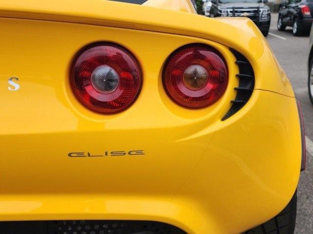 2005 Lotus Elise Vehicle Photo in ENGLEWOOD, CO 80113-6708