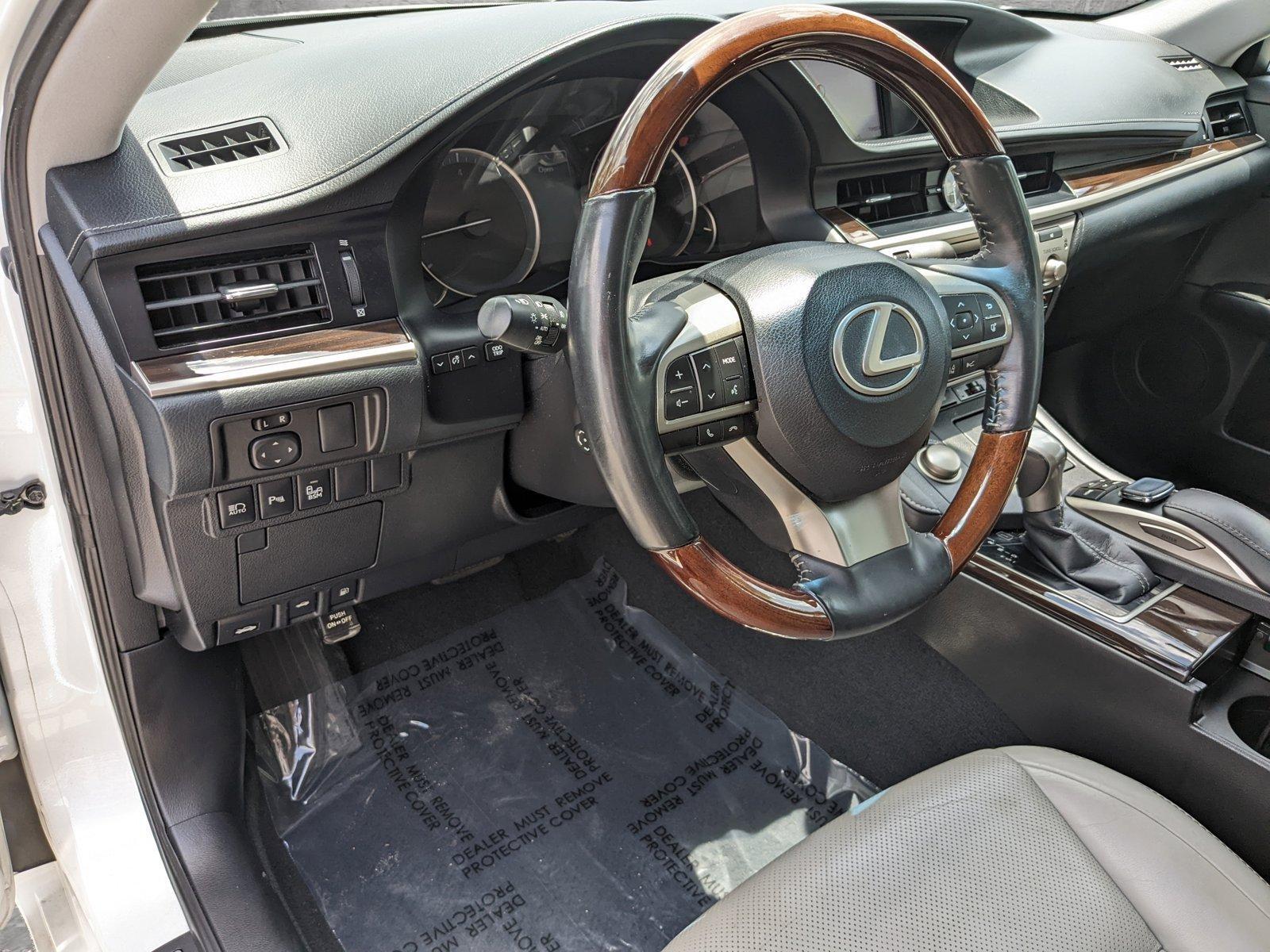 2017 Lexus ES 350 Vehicle Photo in West Palm Beach, FL 33417