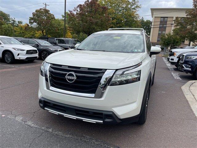 2023 Nissan Pathfinder Vehicle Photo in Willow Grove, PA 19090