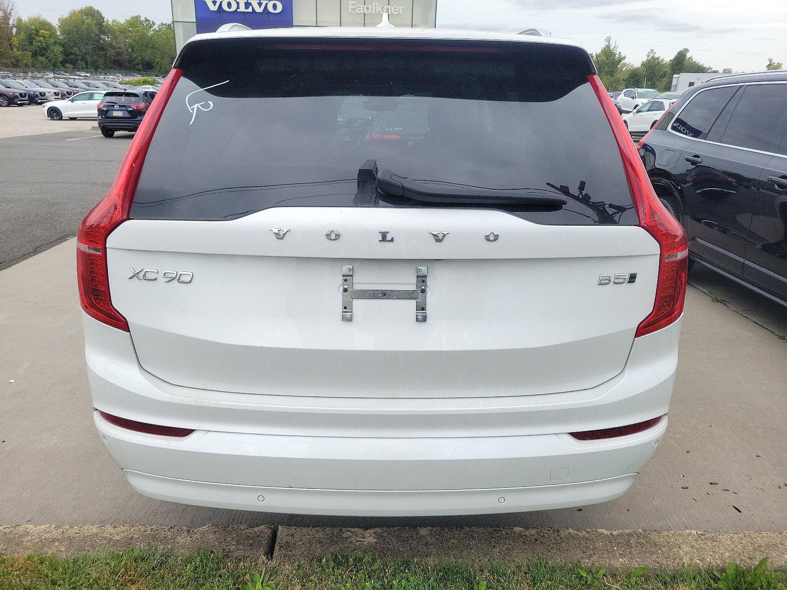 2023 Volvo XC90 Vehicle Photo in Trevose, PA 19053