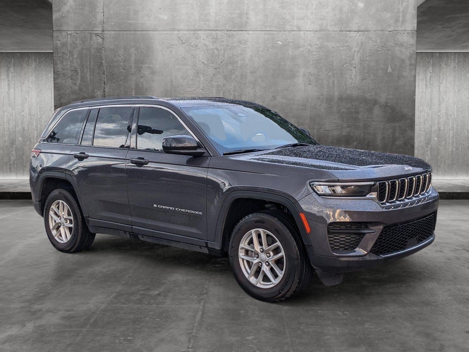 2024 Jeep Grand Cherokee Vehicle Photo in PEMBROKE PINES, FL 33024-6534