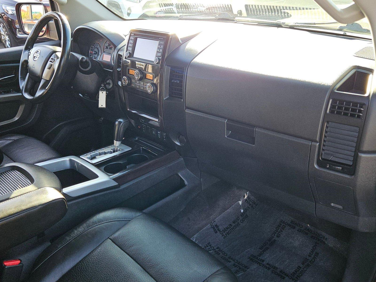 2015 Nissan Titan Vehicle Photo in MESA, AZ 85206-4395