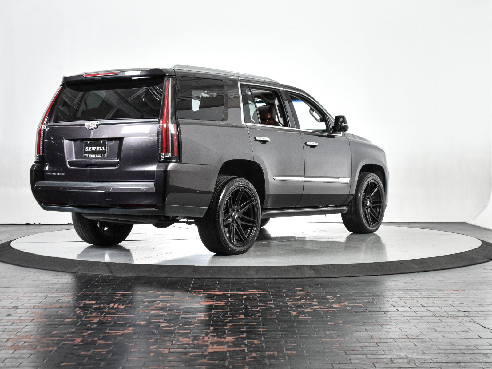 2016 Cadillac Escalade Vehicle Photo in DALLAS, TX 75235