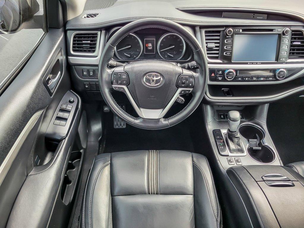 2018 Toyota Highlander Vehicle Photo in Plainfield, IL 60586